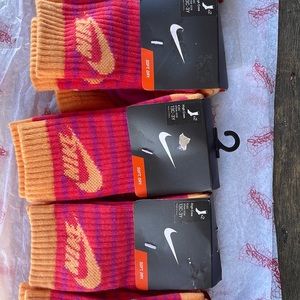 NIKE Little Girls 10Pair High Crew Socks Shoe Size 13C-3Y/Socks